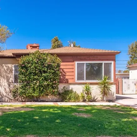 Buy this 2 bed house on Pass Avenue in Burbank, CA 91515