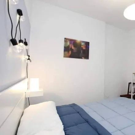 Rent this studio apartment on 157 Via Vittorio Emanuelepiano 4