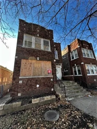Buy this 5 bed house on 839 East 87th Place in Chicago, IL 60619