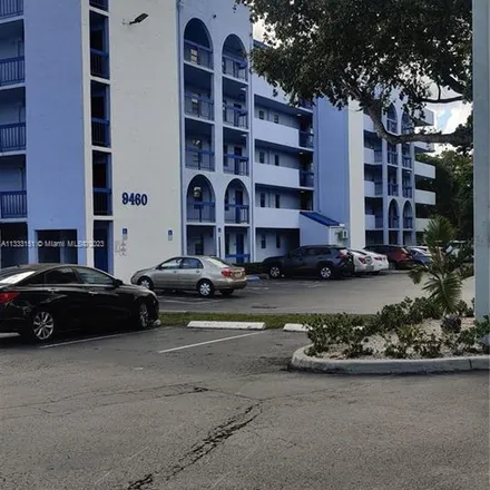 Image 2 - 9440 Fontainebleau Boulevard, Fountainbleau, Miami-Dade County, FL 33172, USA - Apartment for rent