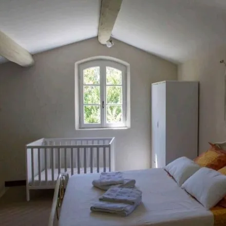 Rent this 3 bed house on 69370 Saint-Didier-au-Mont-d'Or
