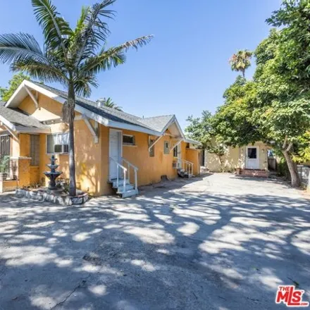 Buy this 6 bed house on 3913 South Budlong Avenue in Los Angeles, CA 90037