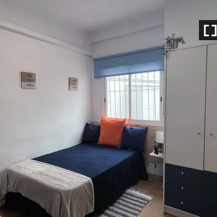 Rent this 4 bed room on Escuela Municipal de Teatro in Calle Lope de Rueda, 30203 Cartagena