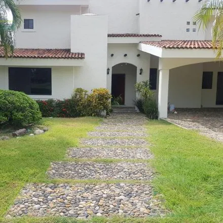 Rent this 3 bed house on Calle Laguna de Champayán Norte in FRACCIONAMIENTO LAGUNAS DE MIRALTA, 89318