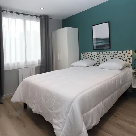 Rent this 1 bed apartment on 101 Boulevard Georges Clemenceau in 35032 Rennes, France