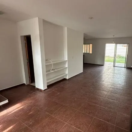 Rent this 3 bed house on Cabo Segundo Hugo Dardo Ahumada 696 in Jardines del Valle, Cordoba