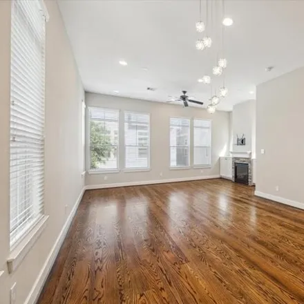 Image 3 - 2467 Charleston Street, Houston, TX 77021, USA - House for sale