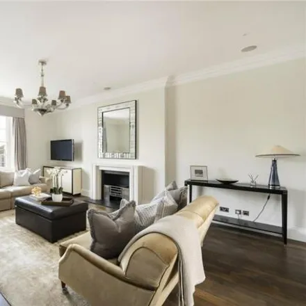 Image 2 - 49 Eaton Place, London, SW1X 8BY, United Kingdom - Apartment for sale