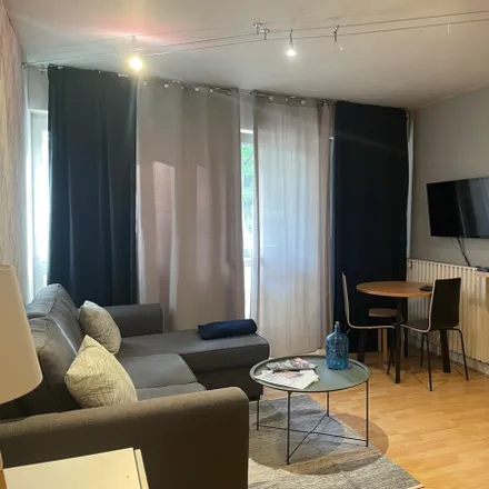 Rent this 1 bed apartment on Résidence Les Arcades in Avenue du Général Leclerc, 78220 Viroflay