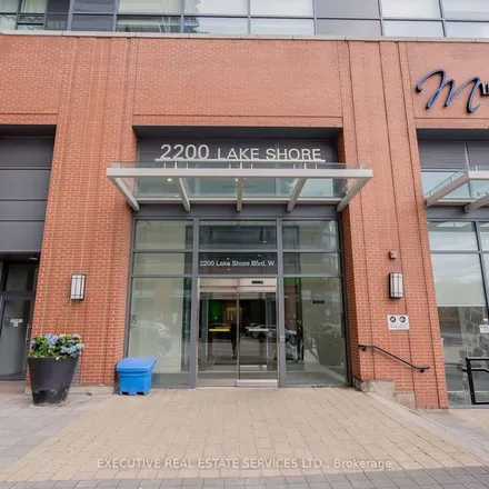 Image 7 - Mimico Creek Dental, 2198 Lake Shore Boulevard West, Toronto, ON M8V 0J2, Canada - Apartment for rent
