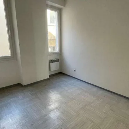 Rent this 3 bed apartment on Préfecture des Bouches-du-Rhône (site Peytral) in Rue Sylvabelle Robert de Vernejoul, 13006 Marseille