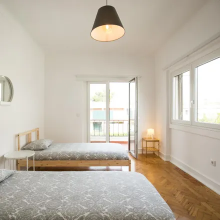 Rent this 4 bed room on Externato Abelhinha in Rua Manuel Agro-Ferreira 37, 2825-363 Costa da Caparica