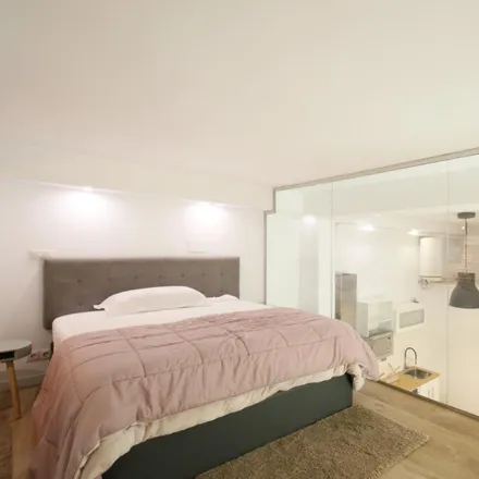 Rent this studio apartment on Madrid in Calle de la Povedilla, 7