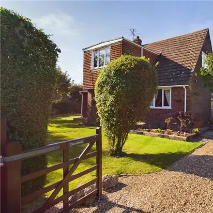 Buy this 3 bed house on Spring Wood Lane in Burghfield Common, RG7 3DT