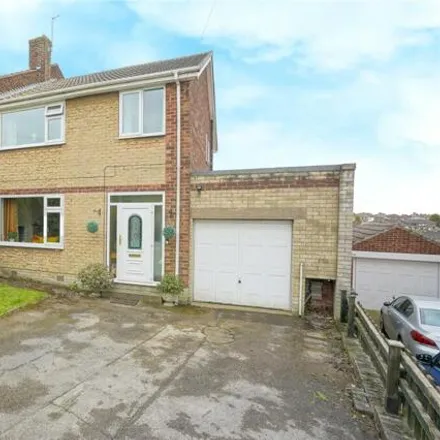Buy this 3 bed duplex on Hill Close in Dalton Magna, S65 3JD
