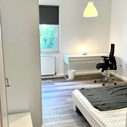 Rent this 2 bed apartment on Oberdörnen 23 in 42283 Wuppertal, Germany