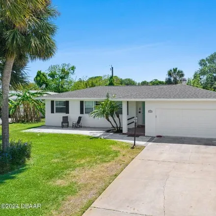 Buy this 3 bed house on 14 Country Club Drive in Ormond Beach, FL 32176