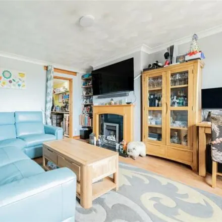 Image 3 - Crowther Close, Southampton, SO19 1BX, United Kingdom - Duplex for sale