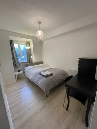 Image 8 - Wavel Place, Upper Sydenham, London, SE26 6SF, United Kingdom - Apartment for rent