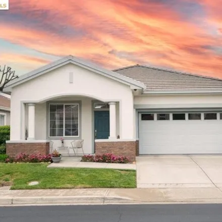 Buy this 2 bed house on 484 Summer Rod Way in Brentwood, CA 94513