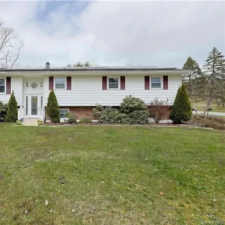 Buy this 4 bed house on 1 Woodland Circle in Hyde Park, NY 12538