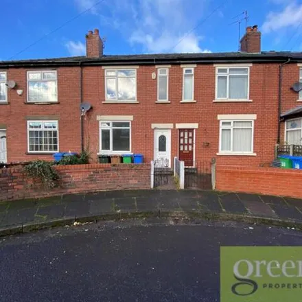 Rent this 2 bed townhouse on Hulbert Street in Middleton, M24 2HY