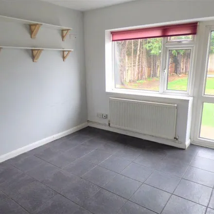 Rent this 3 bed duplex on Epsom Road in Leatherhead, KT22 7JG
