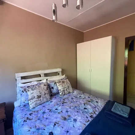 Rent this 3 bed apartment on N3 in Howick West, uMgeni Local Municipality