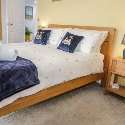 Rent this 2 bed townhouse on Llanfair-Mathafarn-Eithaf in LL78 8JY, United Kingdom