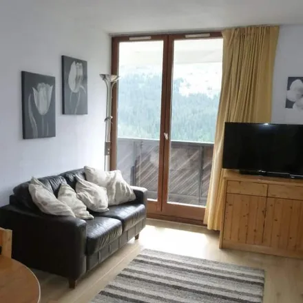Rent this 2 bed apartment on 74300 Flaine