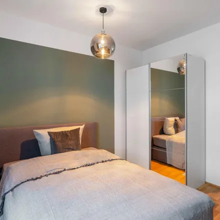 Rent this 4 bed room on Hummus Witz in Blücherstraße 37, 10961 Berlin