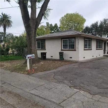 Buy this 4 bed house on 3121 4th Street in Biggs, CA 95917