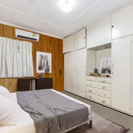 Image 3 - Tertius Street, Mundingburra QLD 4812, Australia - Apartment for rent