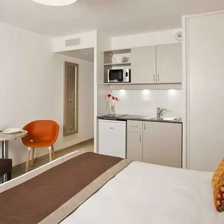Image 3 - 250 Rue de Crimée, 75019 Paris, France - Apartment for rent
