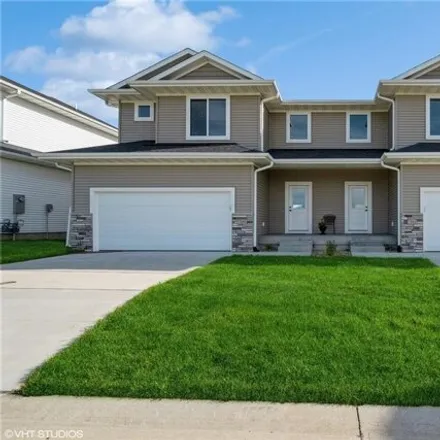 Buy this 3 bed condo on 7080 Waterview Drive Southwest in Cedar Rapids, IA 52404