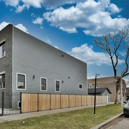 Image 3 - 1507 North Springfield Avenue, Chicago, IL 60651, USA - House for sale