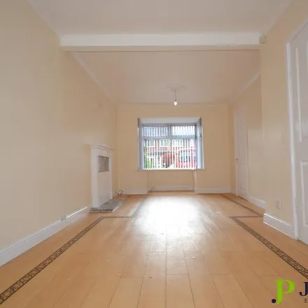 Image 3 - 55 Berkswell Road, Coventry, CV6 7DJ, United Kingdom - Townhouse for rent
