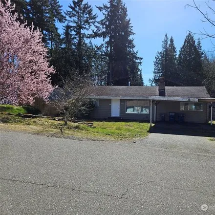 Buy this 3 bed house on 7702 202nd Place Southwest in Edmonds, WA 98026