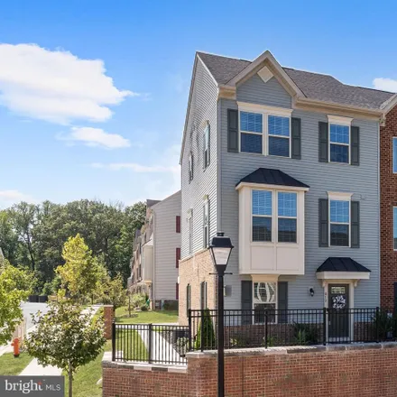 Buy this 3 bed townhouse on 1112 Foxleigh Way in Middle River, MD 21220