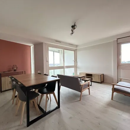 Rent this 4 bed apartment on 341 Rue de Laigné in 72100 Le Mans, France