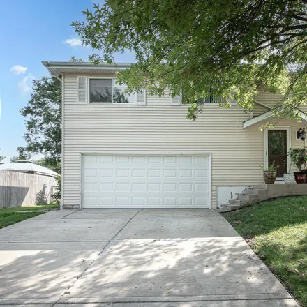 Buy this 3 bed house on 7083 Plum Tree Lane in Streamwood, IL 60133