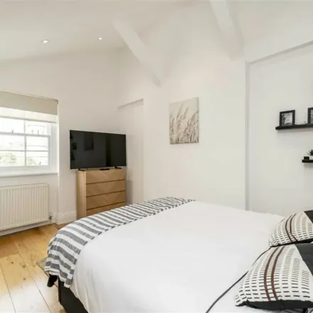 Image 7 - 25 Upper Montagu Street, London, W1H 1SD, United Kingdom - Townhouse for rent