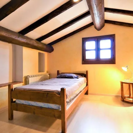 Rent this 4 bed house on Marguerittes in 4 Bis Avenue de Paris Charles de Gaulle, 30320 Marguerittes