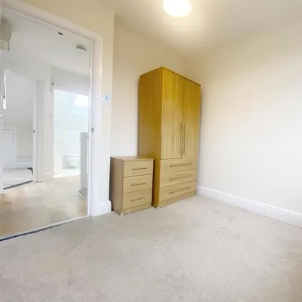 Image 5 - Fordwych Road, London, NW2 3PA, United Kingdom - Apartment for rent