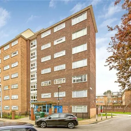 Image 9 - Jephson Court, Studley Road, Stockwell Park, London, SW4 6SZ, United Kingdom - Apartment for sale