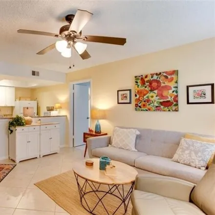 Image 1 - Quality Inn & Suites Golf Resort, 44th Street Southwest, Golden Gate, Collier County, FL 34116, USA - Condo for sale