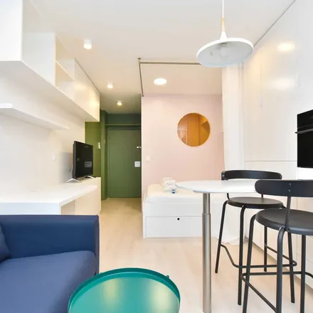 Image 3 - 56 Rue Stendhal, 75020 Paris, France - Apartment for rent