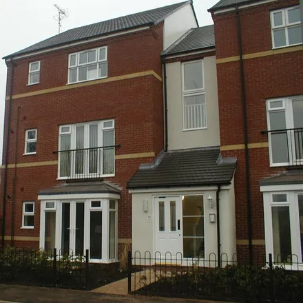 Rent this 2 bed apartment on Maybird Shopping Park in Regal Road, Stratford-upon-Avon