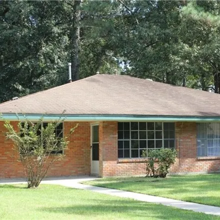 Rent this 3 bed house on 1426 Villere Street in Mandeville, LA 70448