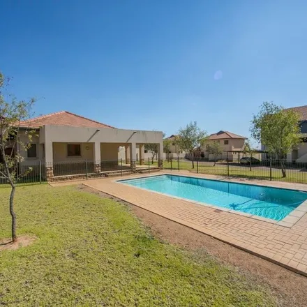 Image 1 - Lyncon Road, Carlswald, Midrand, 1684, South Africa - Apartment for rent